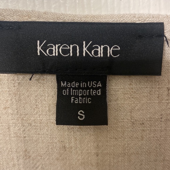 Karen Kane Toe Front Linen Top - Picture 7 of 7
